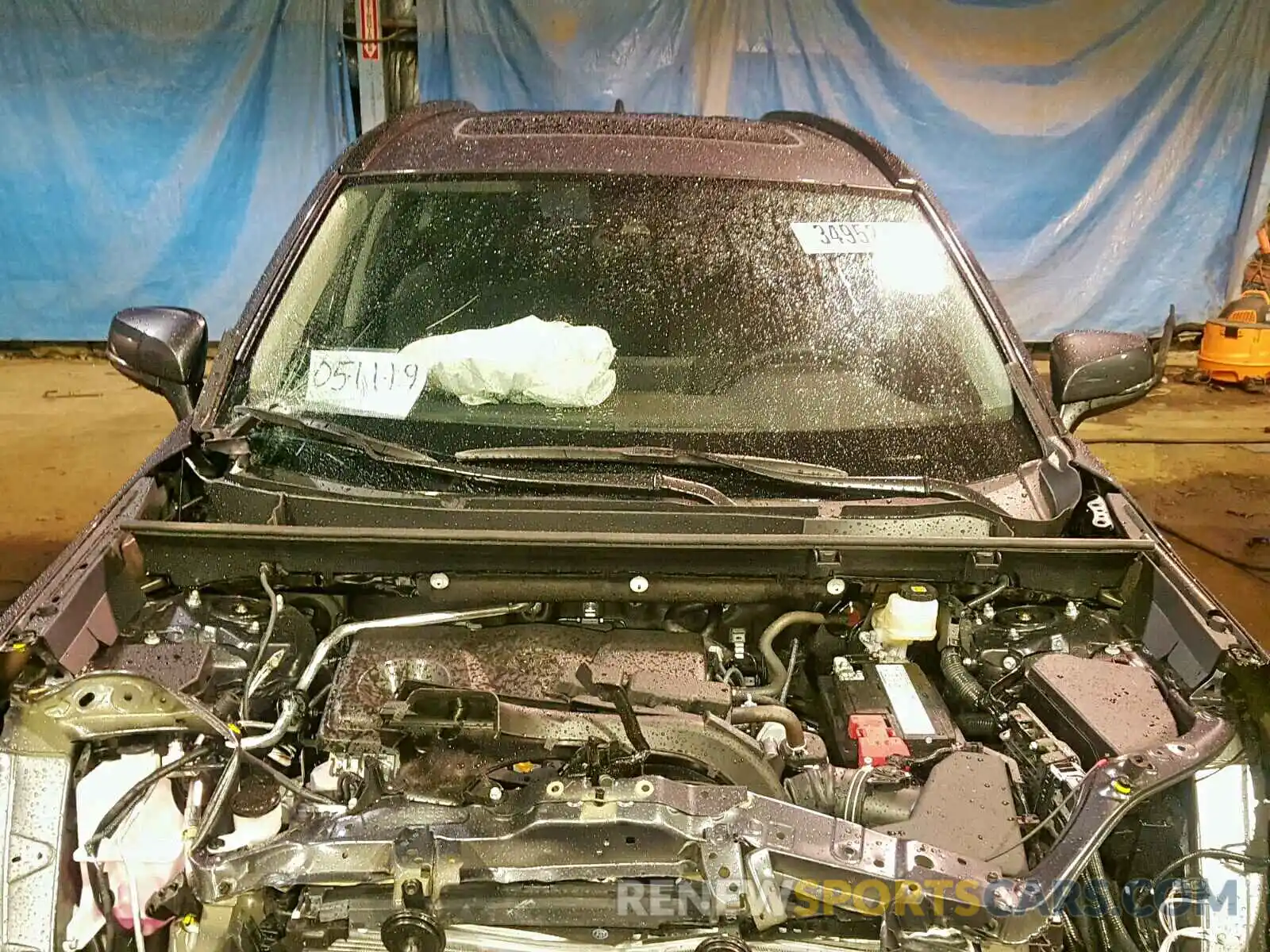 7 Photograph of a damaged car 2T3P1RFV4KW041684 TOYOTA RAV4 XLE 2019