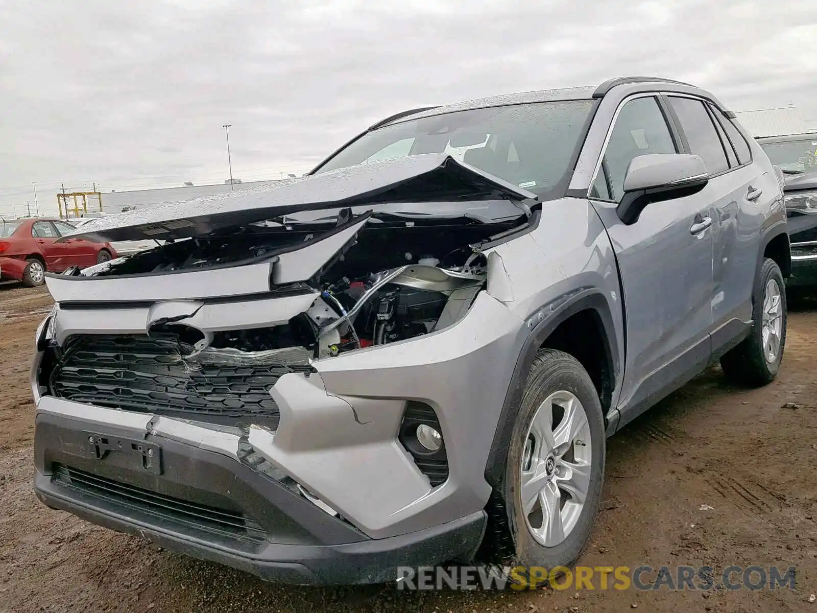 2 Photograph of a damaged car 2T3P1RFV4KW044665 TOYOTA RAV4 XLE 2019