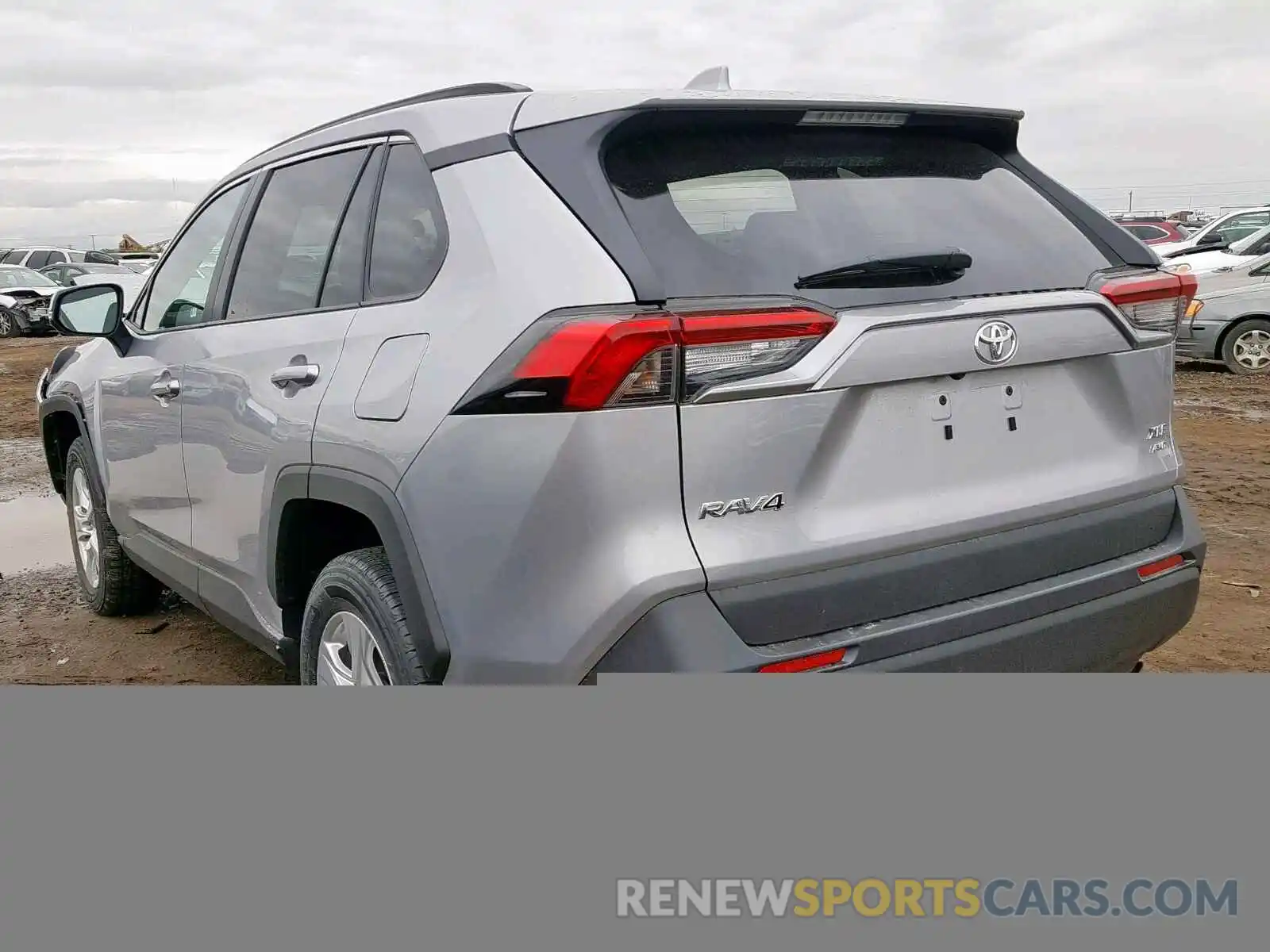 3 Photograph of a damaged car 2T3P1RFV4KW044665 TOYOTA RAV4 XLE 2019