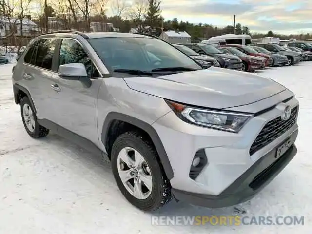 1 Photograph of a damaged car 2T3P1RFV8KC009239 TOYOTA RAV4 XLE 2019