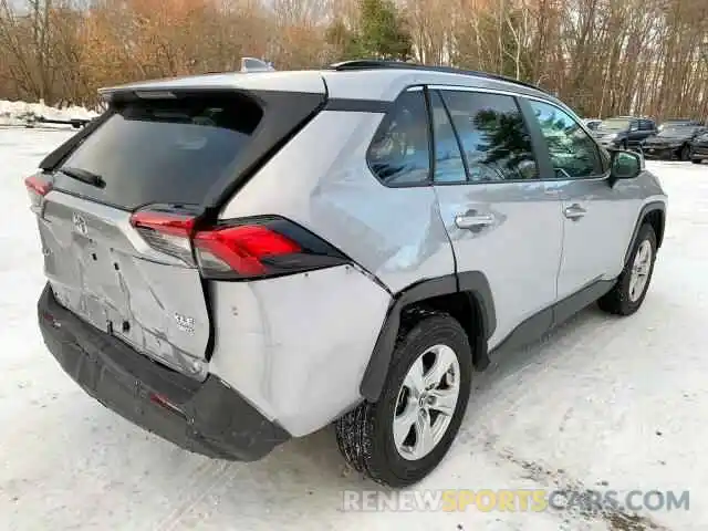 4 Photograph of a damaged car 2T3P1RFV8KC009239 TOYOTA RAV4 XLE 2019