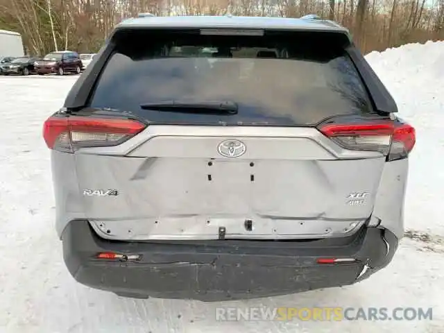 5 Photograph of a damaged car 2T3P1RFV8KC009239 TOYOTA RAV4 XLE 2019