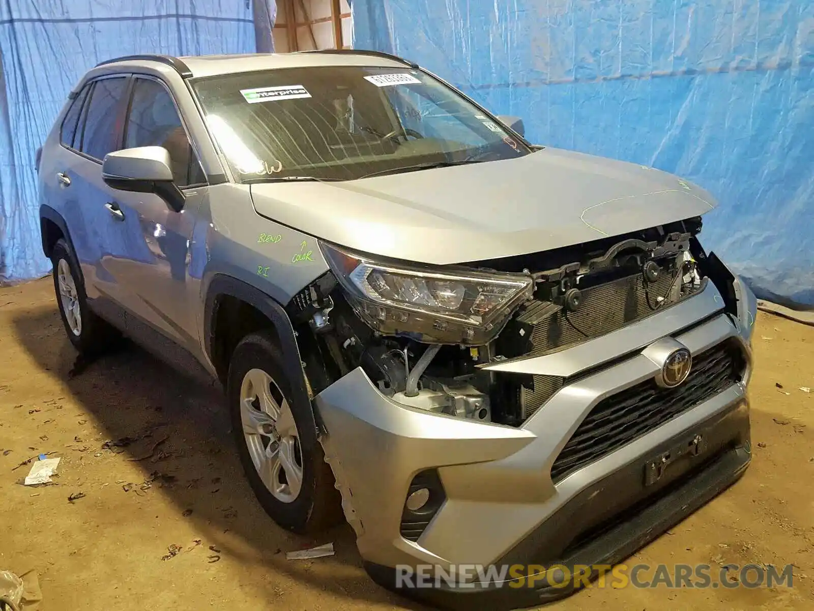 1 Фотография поврежденного автомобиля 2T3P1RFV8KW035922 TOYOTA RAV4 XLE 2019