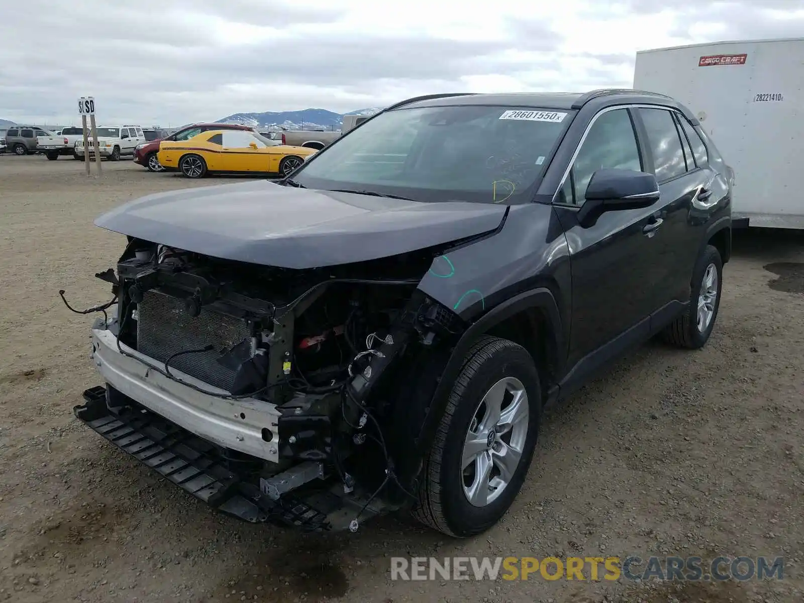 2 Photograph of a damaged car 2T3P1RFV8KW054132 TOYOTA RAV4 XLE 2019