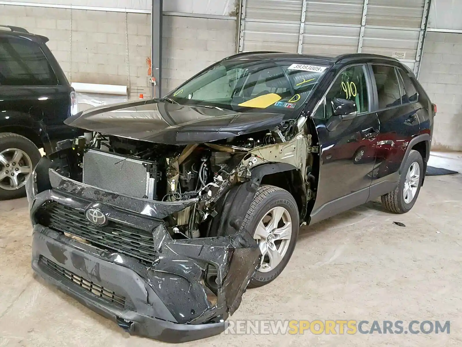 2 Photograph of a damaged car 2T3P1RFV9KC005720 TOYOTA RAV4 XLE 2019