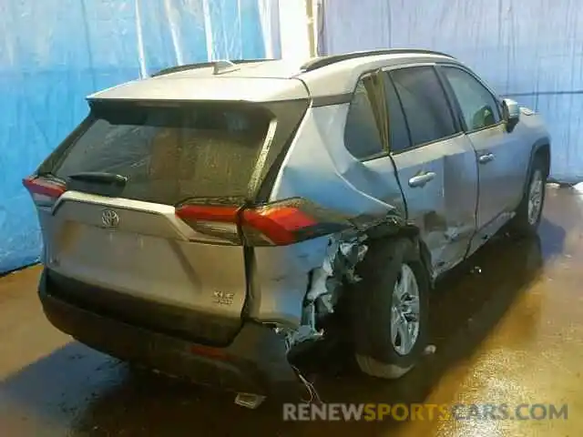 4 Photograph of a damaged car 2T3P1RFV9KW046086 TOYOTA RAV4 XLE 2019