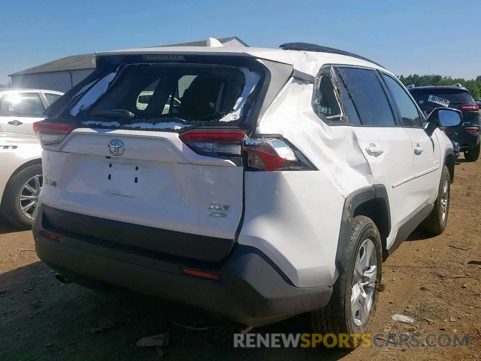 4 Photograph of a damaged car 2T3P1RFVXKC004723 TOYOTA RAV4 XLE 2019