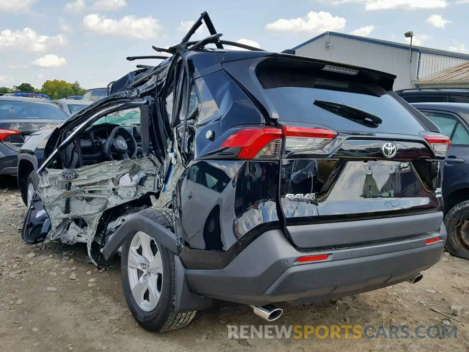 3 Фотография поврежденного автомобиля 2T3P1RFVXKW037865 TOYOTA RAV4 XLE 2019