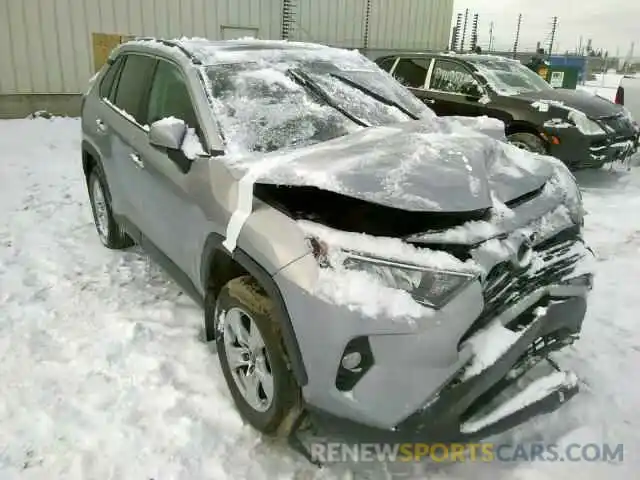 1 Photograph of a damaged car 2T3R1RFV8KW038795 TOYOTA RAV4 XLE 2019