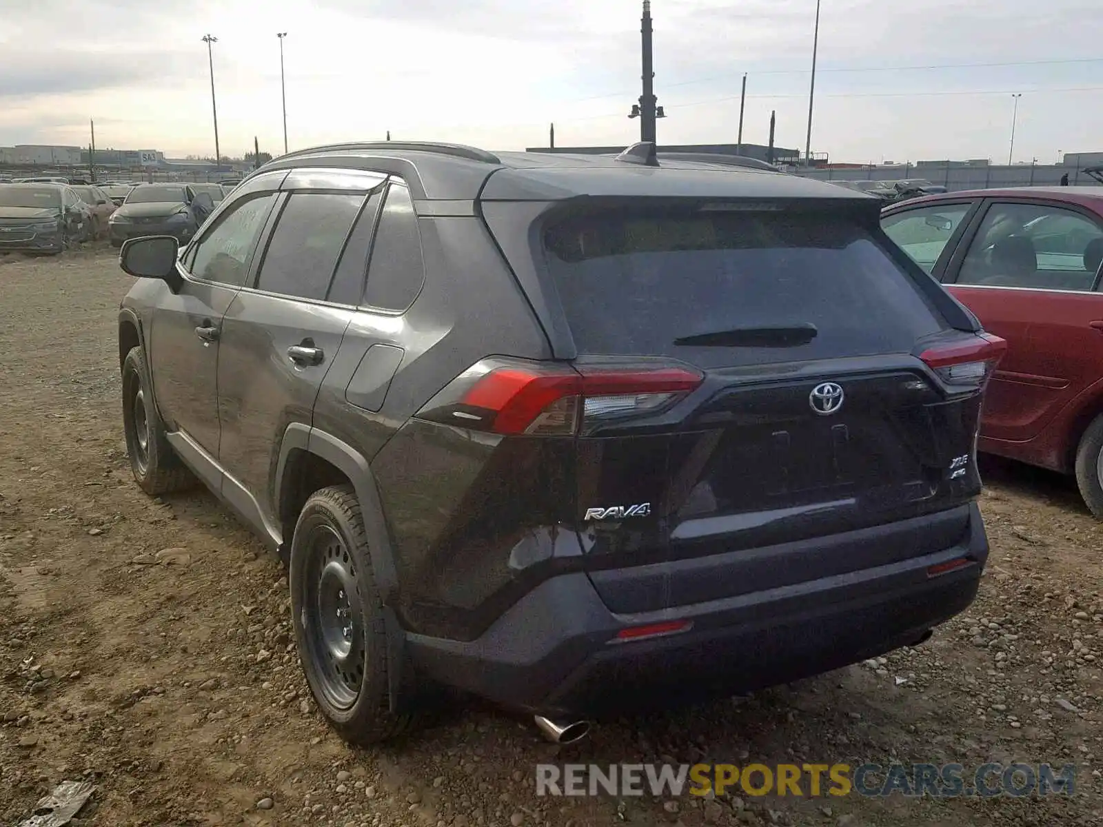 3 Photograph of a damaged car 2T3R1RFVXKW016989 TOYOTA RAV4 XLE 2019