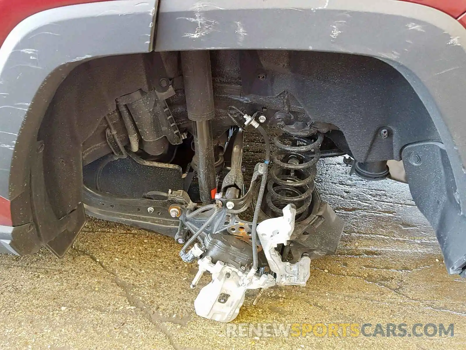 9 Photograph of a damaged car 2T3W1RFV0KC010493 TOYOTA RAV4 XLE 2019