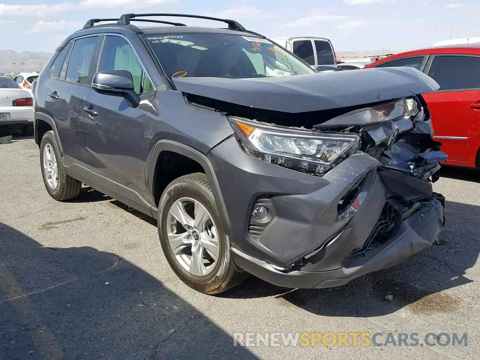 1 Photograph of a damaged car 2T3W1RFV1KW029150 TOYOTA RAV4 XLE 2019