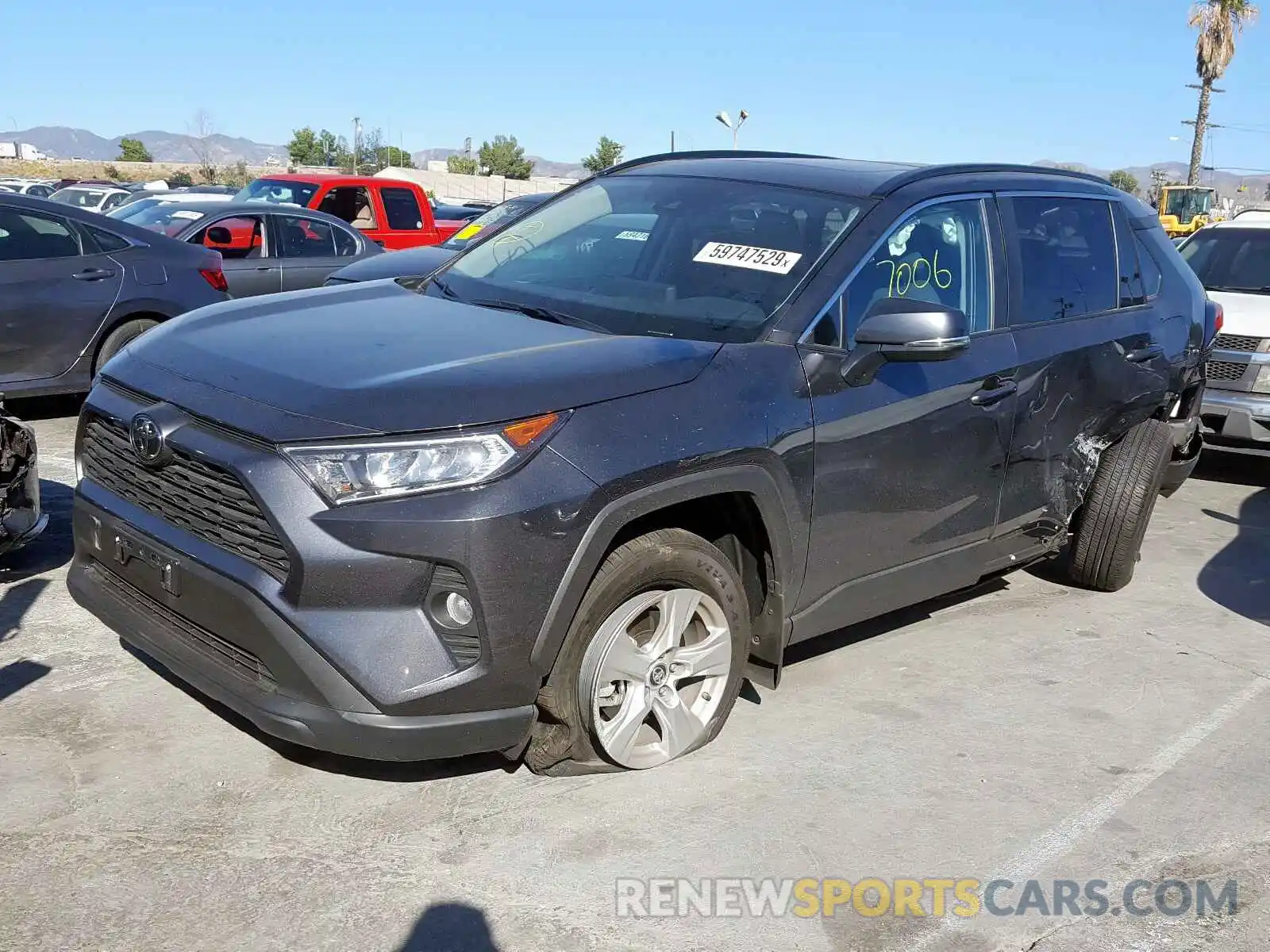 2 Photograph of a damaged car 2T3W1RFV2KC013329 TOYOTA RAV4 XLE 2019