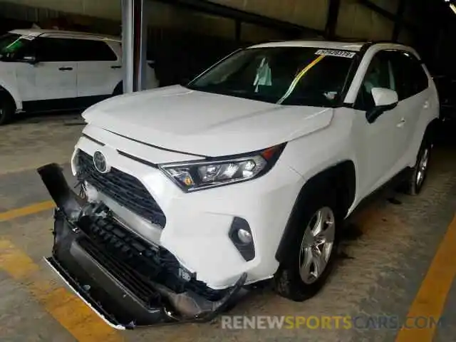 2 Photograph of a damaged car 2T3W1RFV3KW013905 TOYOTA RAV4 XLE 2019