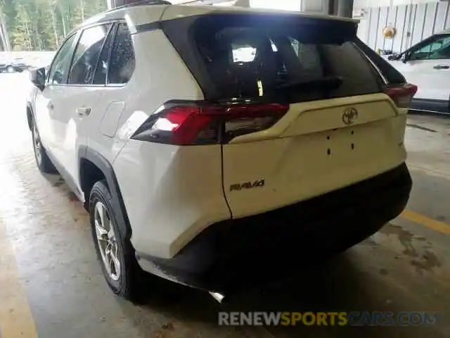 3 Photograph of a damaged car 2T3W1RFV3KW013905 TOYOTA RAV4 XLE 2019