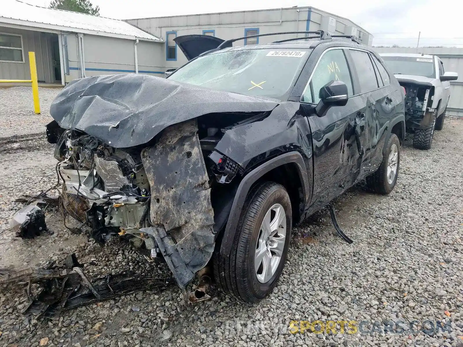 2 Photograph of a damaged car 2T3W1RFV3KW019056 TOYOTA RAV4 XLE 2019
