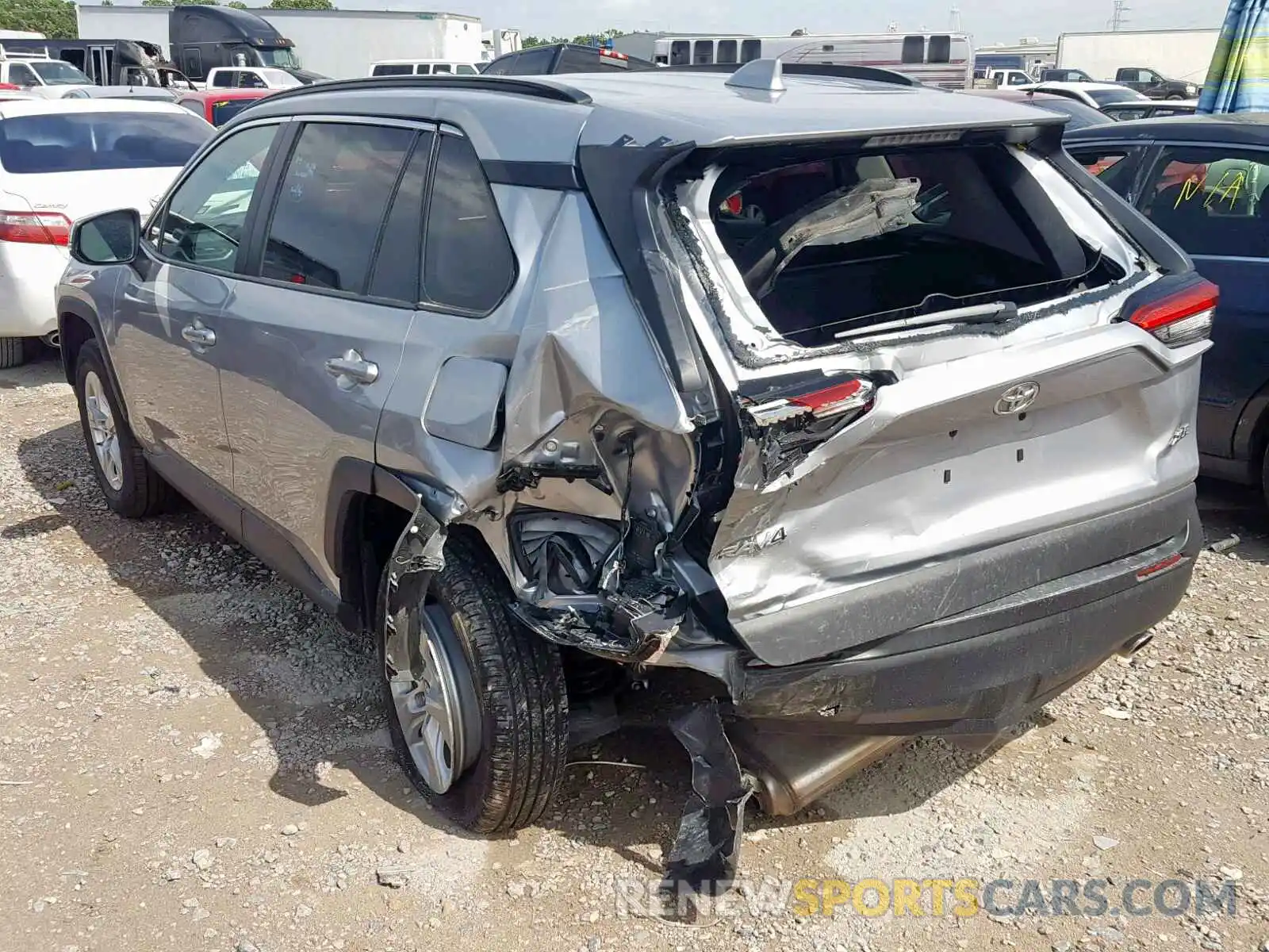 3 Photograph of a damaged car 2T3W1RFV5KW018779 TOYOTA RAV4 XLE 2019