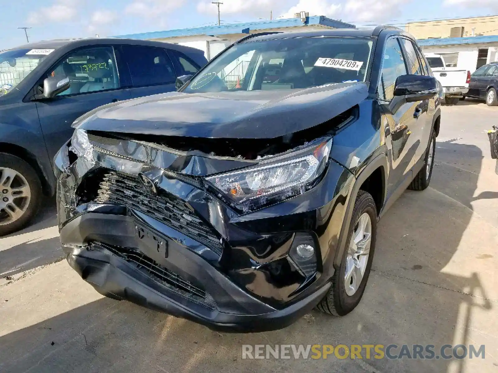 2 Photograph of a damaged car 2T3W1RFVXKC005172 TOYOTA RAV4 XLE 2019