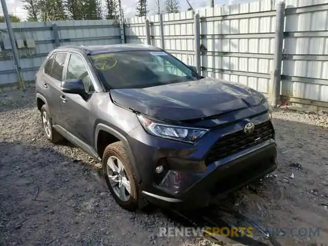 1 Photograph of a damaged car 2T3W1RFVXKW013058 TOYOTA RAV4 XLE 2019