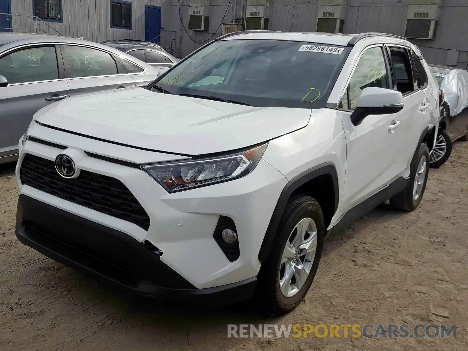 2 Photograph of a damaged car 2T3W1RFVXKW016364 TOYOTA RAV4 XLE 2019