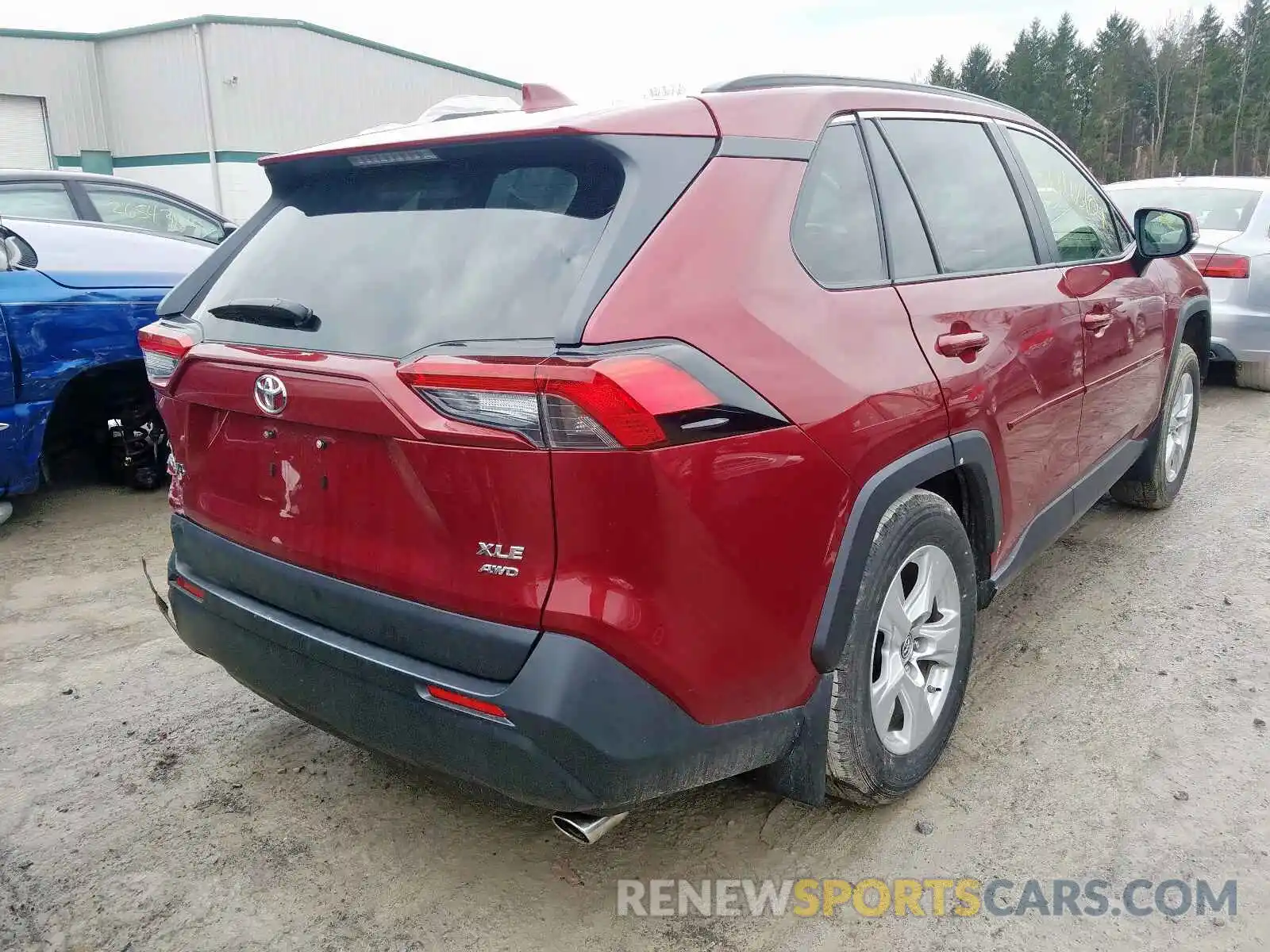 4 Фотография поврежденного автомобиля JTMP1RFV1KD007862 TOYOTA RAV4 XLE 2019