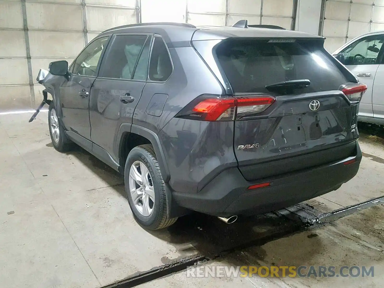 3 Фотография поврежденного автомобиля JTMP1RFV5KD503022 TOYOTA RAV4 XLE 2019