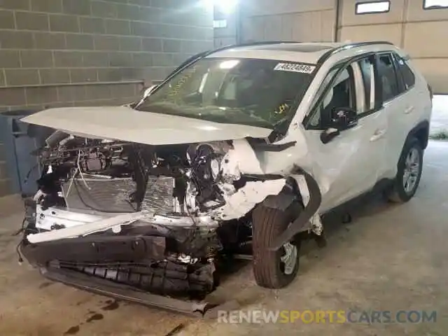 2 Photograph of a damaged car JTMP1RFV5KD514411 TOYOTA RAV4 XLE 2019