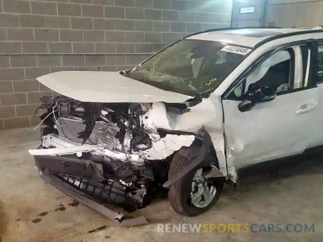 9 Photograph of a damaged car JTMP1RFV5KD514411 TOYOTA RAV4 XLE 2019