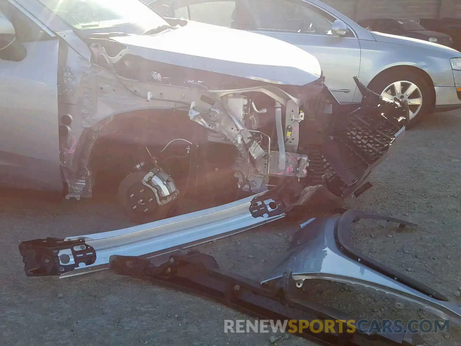 9 Photograph of a damaged car JTMP1RFV7KD019515 TOYOTA RAV4 XLE 2019