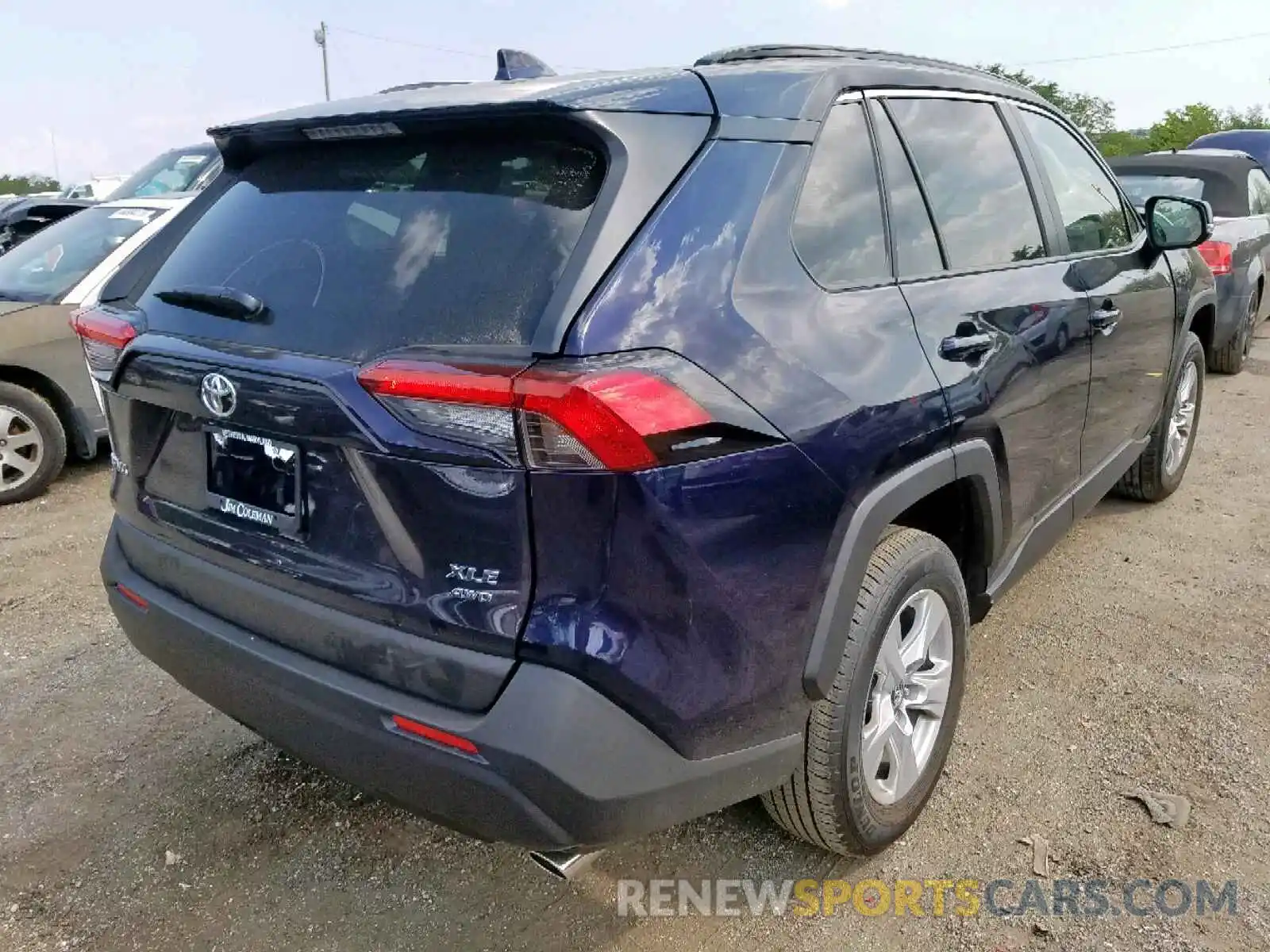 4 Photograph of a damaged car JTMP1RFV7KD030160 TOYOTA RAV4 XLE 2019