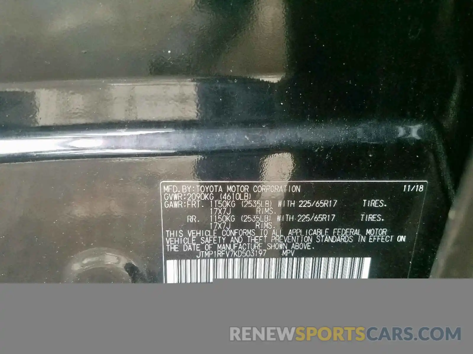 10 Photograph of a damaged car JTMP1RFV7KD503197 TOYOTA RAV4 XLE 2019