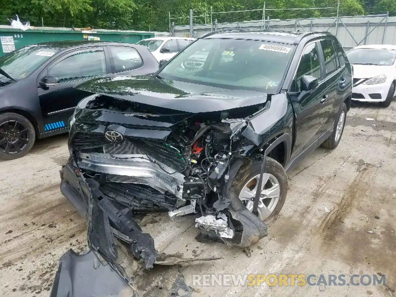 2 Photograph of a damaged car JTMP1RFV7KD503197 TOYOTA RAV4 XLE 2019