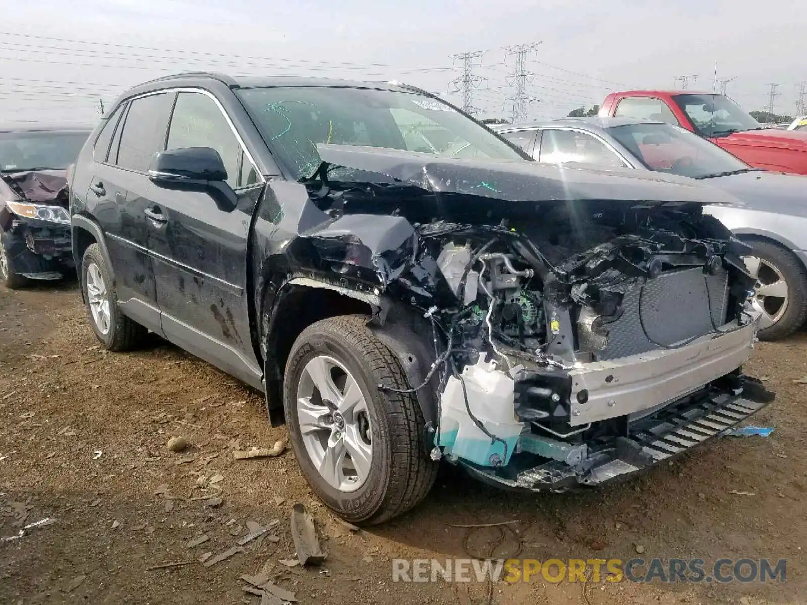 1 Photograph of a damaged car JTMP1RFV7KD505340 TOYOTA RAV4 XLE 2019