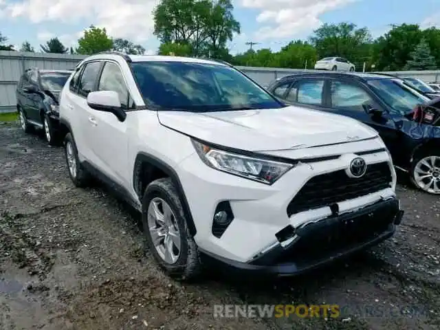 1 Photograph of a damaged car JTMP1RFV8KJ015488 TOYOTA RAV4 XLE 2019