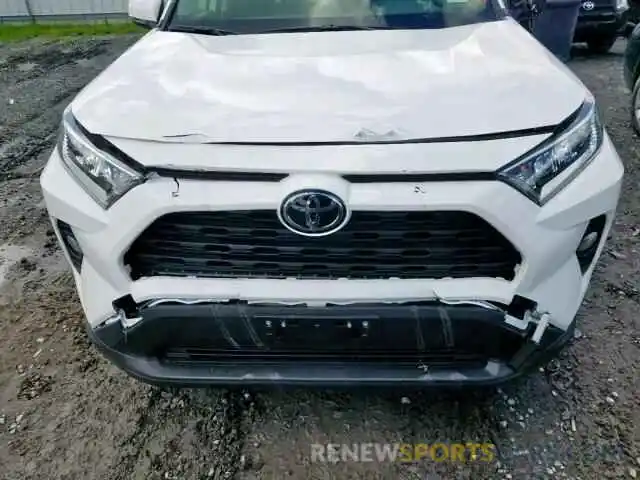 7 Photograph of a damaged car JTMP1RFV8KJ015488 TOYOTA RAV4 XLE 2019