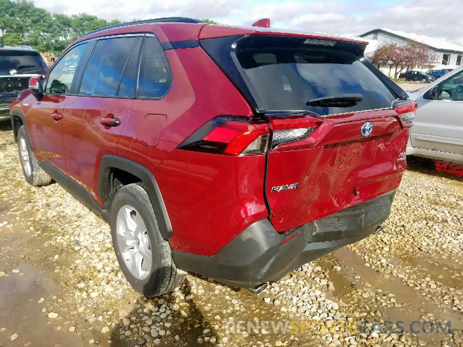 3 Фотография поврежденного автомобиля JTMRWRFV0KD501656 TOYOTA RAV4 XLE 2019