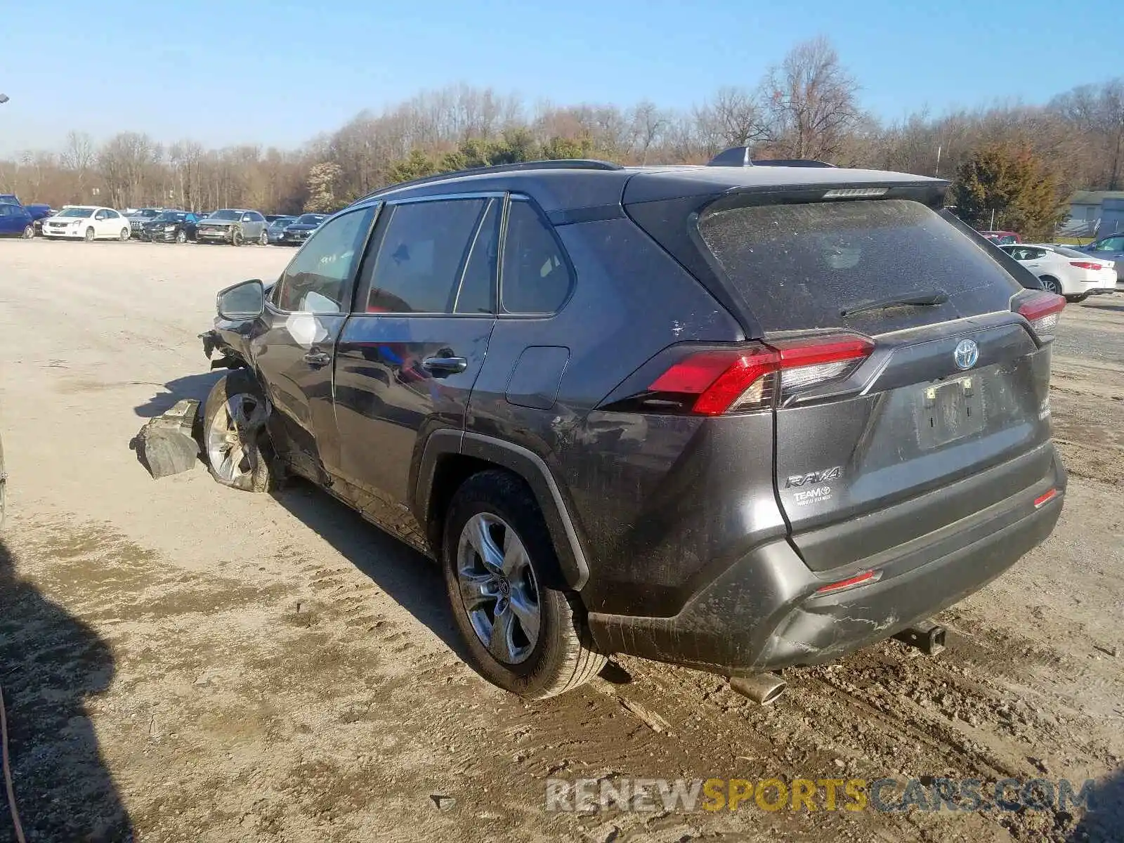 3 Photograph of a damaged car JTMRWRFV9KD022989 TOYOTA RAV4 XLE 2019