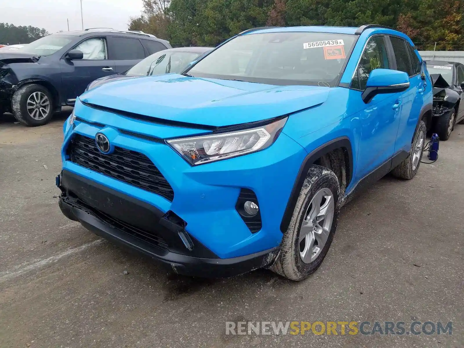 2 Photograph of a damaged car JTMW1RFV0KD002065 TOYOTA RAV4 XLE 2019