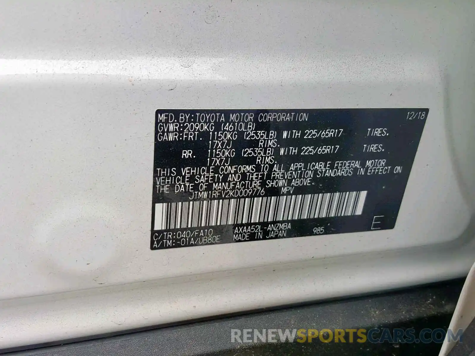 10 Photograph of a damaged car JTMW1RFV2KD009776 TOYOTA RAV4 XLE 2019