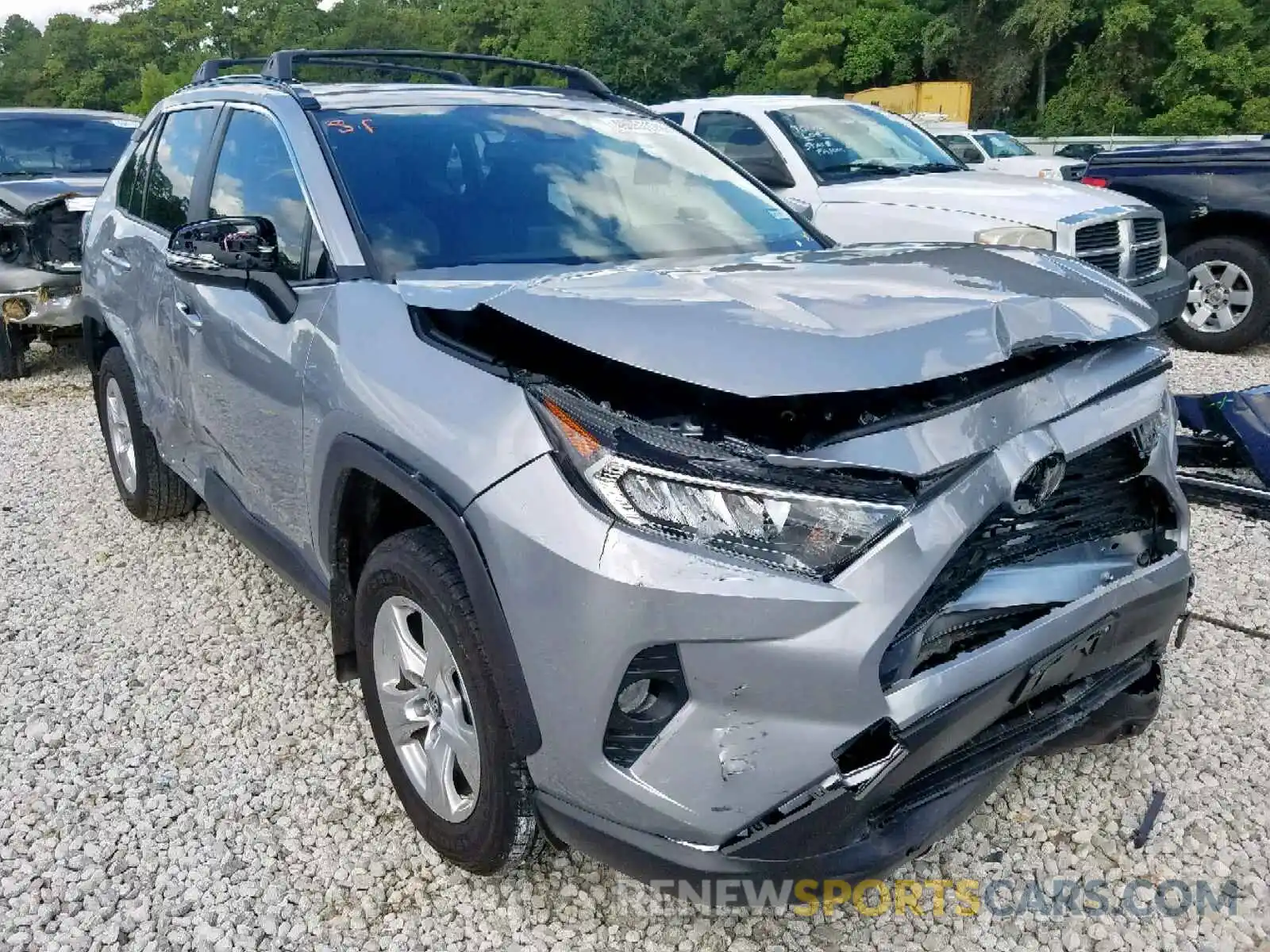 1 Photograph of a damaged car JTMW1RFV2KD021992 TOYOTA RAV4 XLE 2019