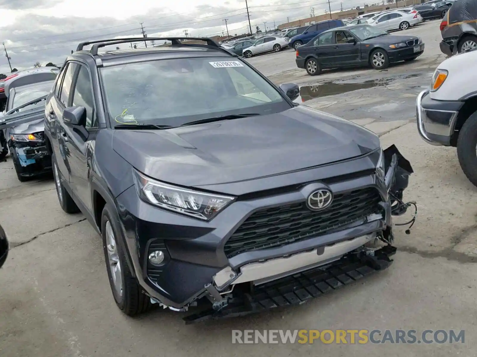 1 Photograph of a damaged car JTMW1RFV3KJ002076 TOYOTA RAV4 XLE 2019