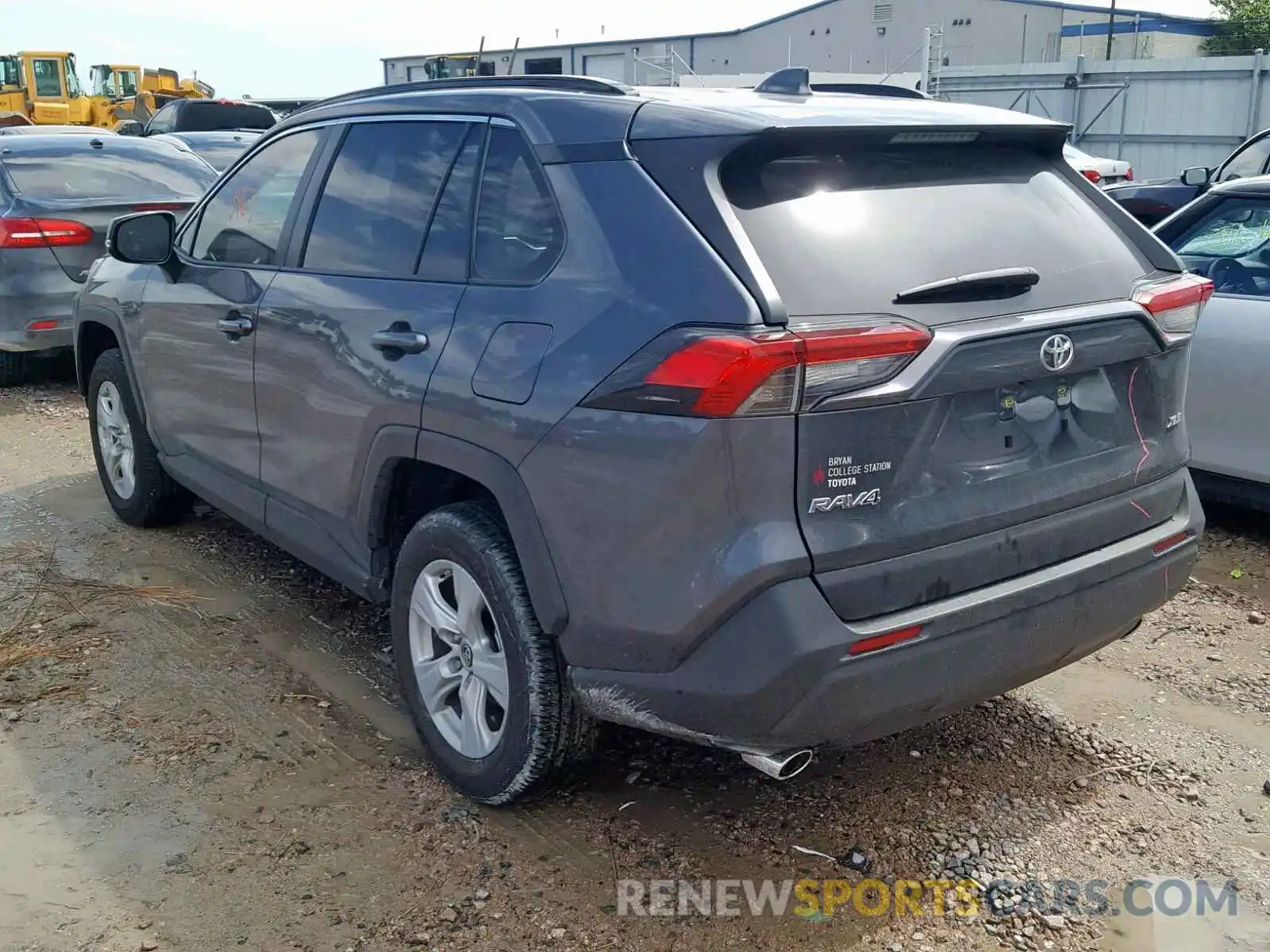 3 Photograph of a damaged car JTMW1RFV4KD022416 TOYOTA RAV4 XLE 2019