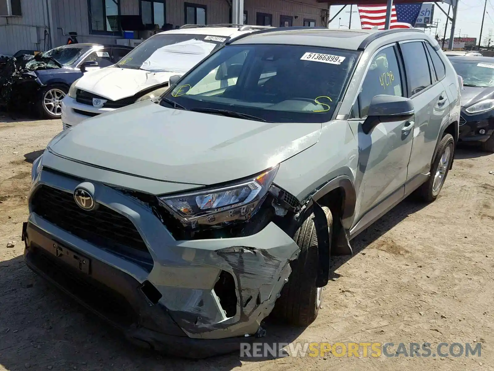 2 Photograph of a damaged car JTMW1RFV4KD025722 TOYOTA RAV4 XLE 2019