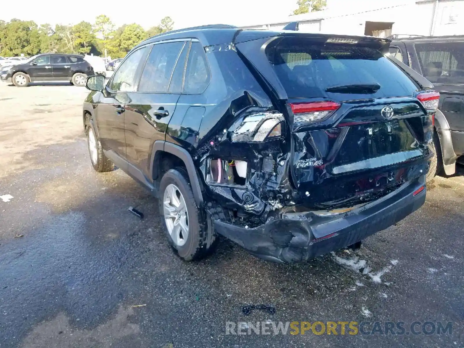 3 Photograph of a damaged car JTMW1RFV4KD501208 TOYOTA RAV4 XLE 2019