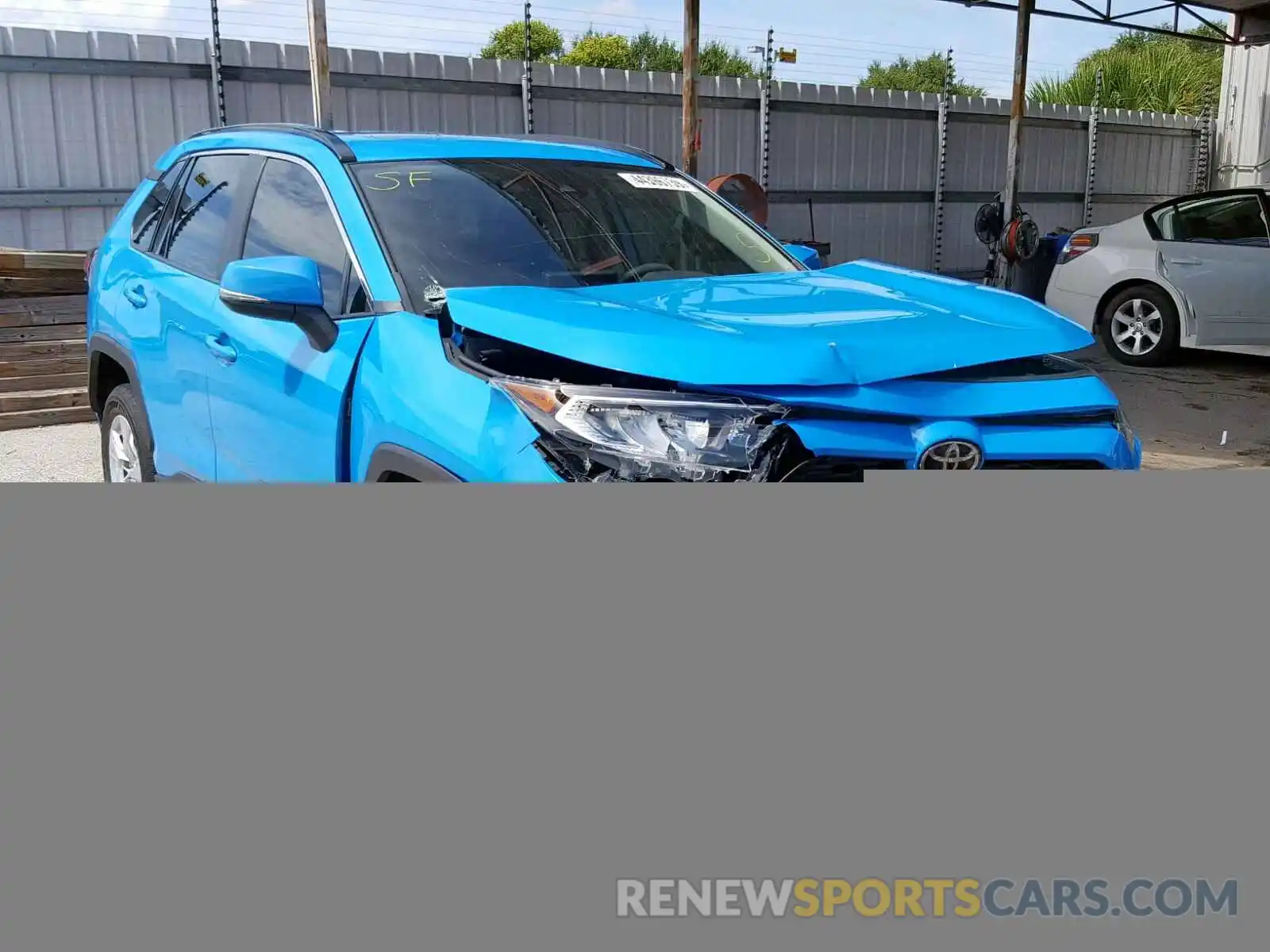 1 Photograph of a damaged car JTMW1RFV4KD508241 TOYOTA RAV4 XLE 2019