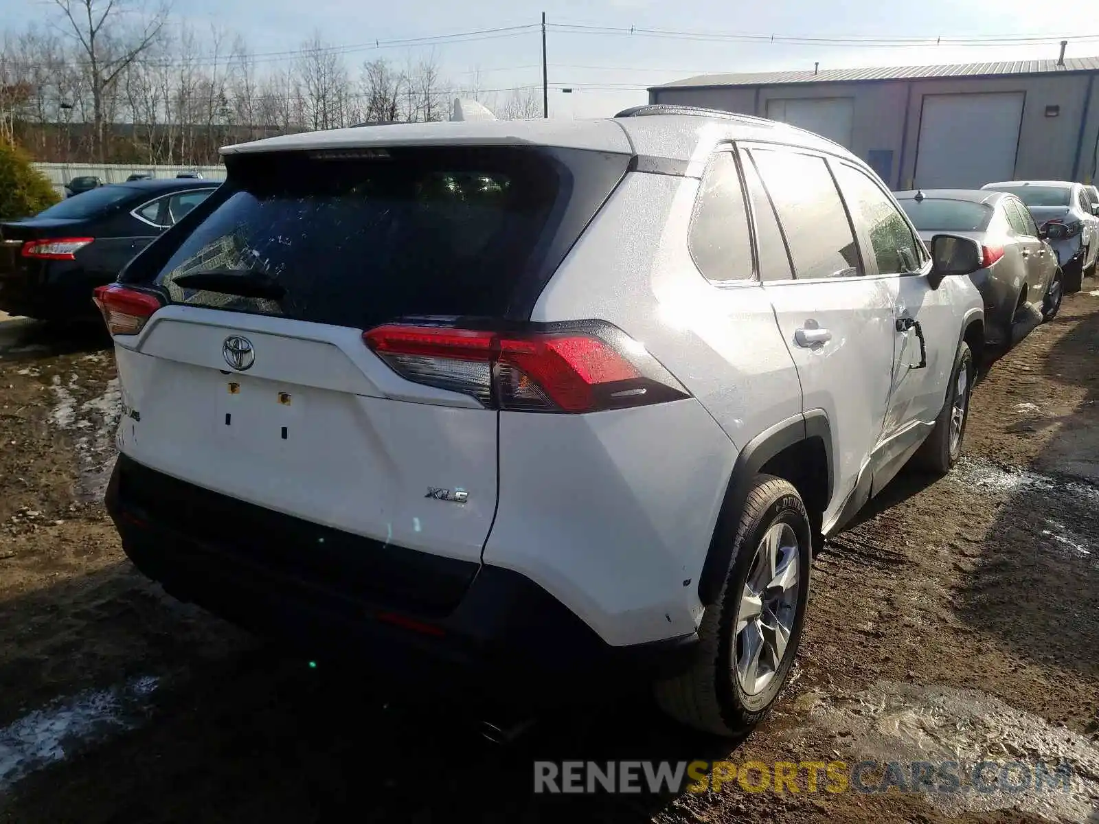 4 Photograph of a damaged car JTMW1RFV4KJ001373 TOYOTA RAV4 XLE 2019