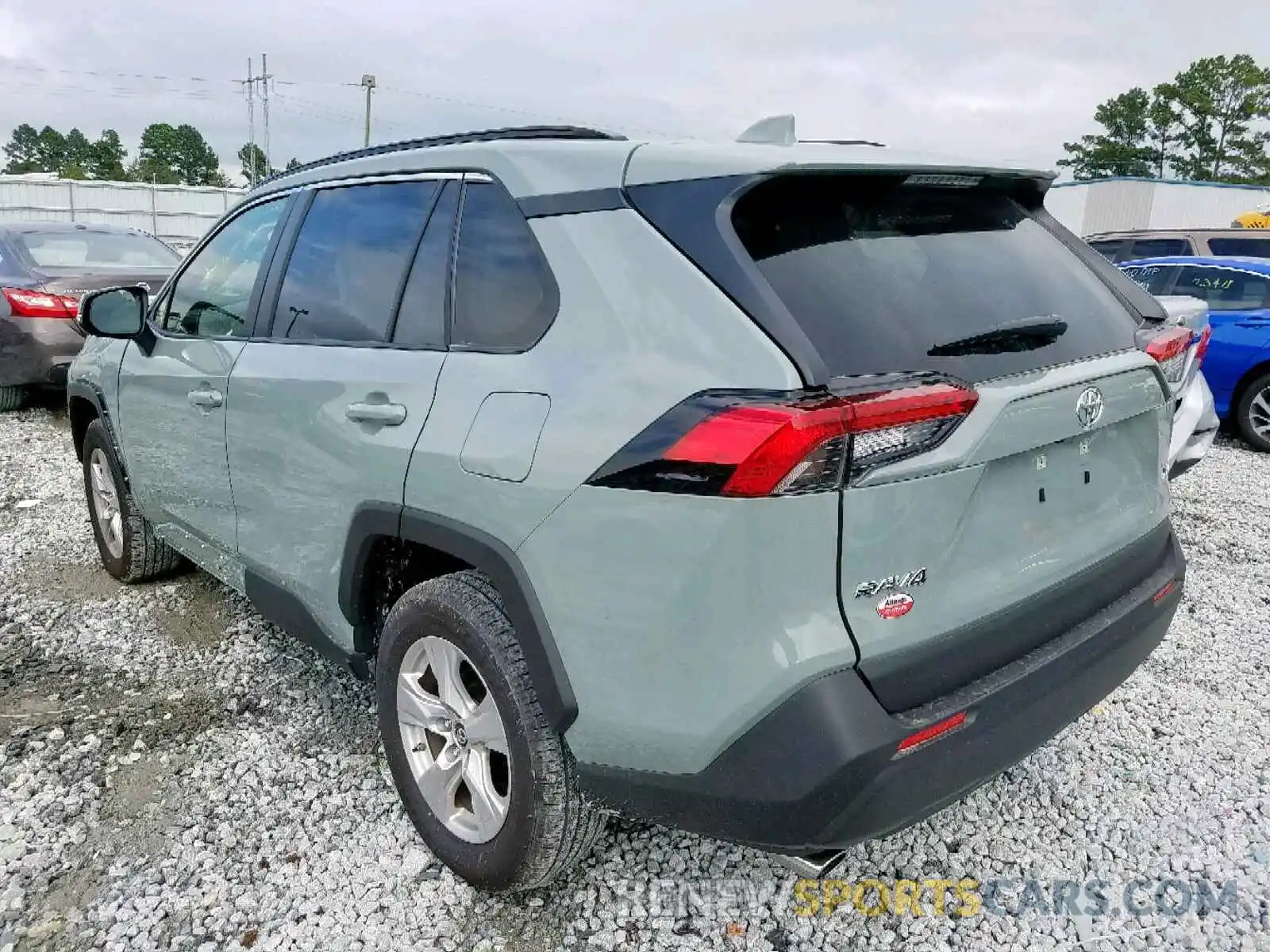 3 Photograph of a damaged car JTMW1RFV5KD510001 TOYOTA RAV4 XLE 2019