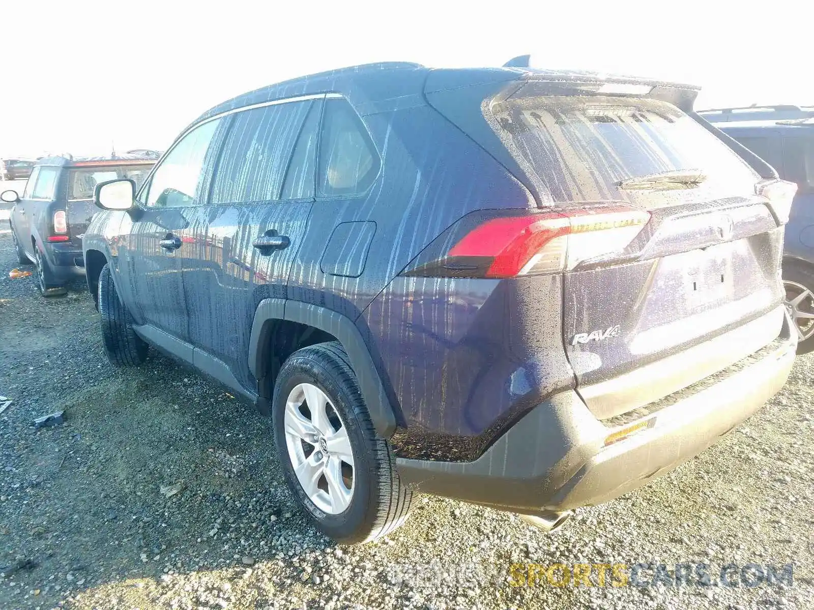 3 Photograph of a damaged car JTMW1RFV7KD027691 TOYOTA RAV4 XLE 2019