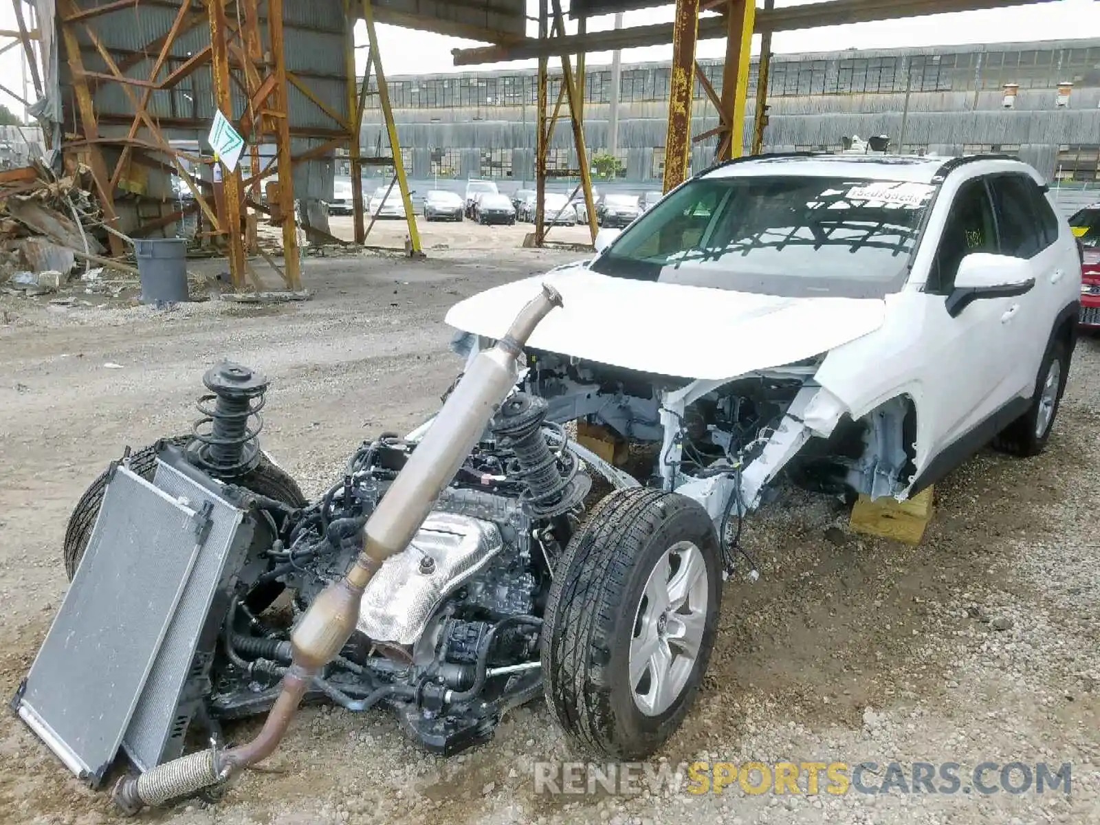 2 Photograph of a damaged car JTMW1RFV8KD020667 TOYOTA RAV4 XLE 2019