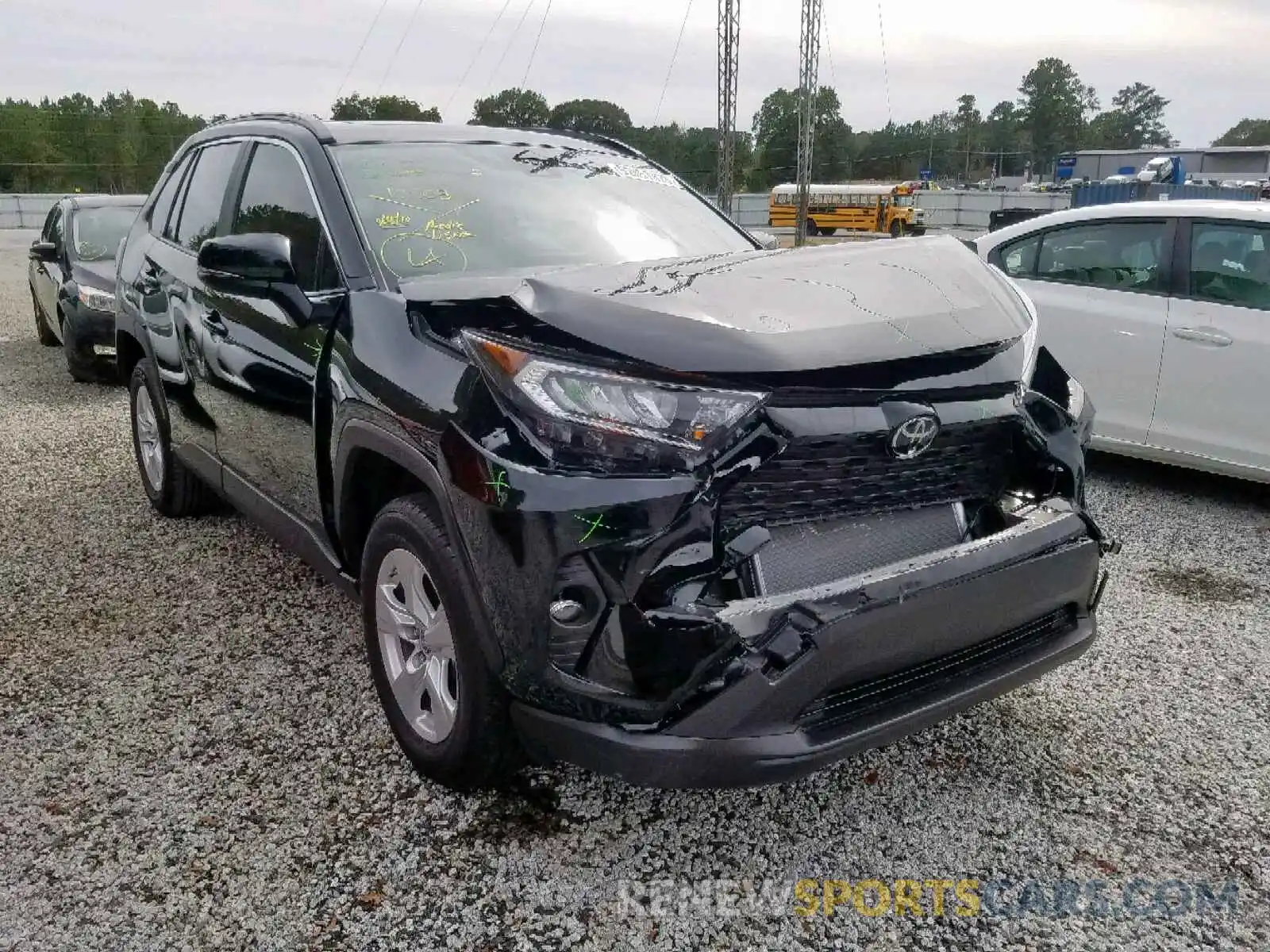 1 Photograph of a damaged car JTMW1RFV9KD008155 TOYOTA RAV4 XLE 2019